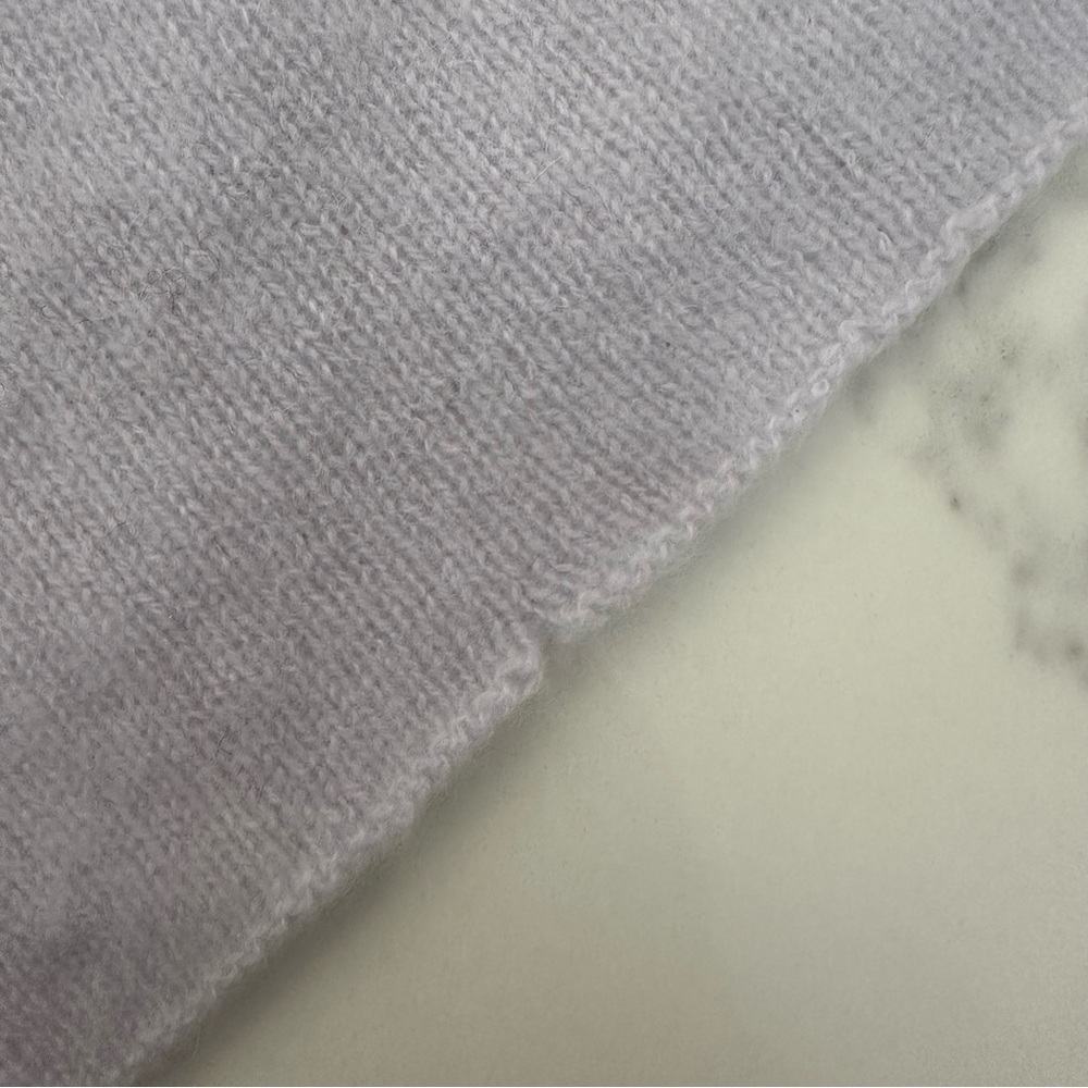 White + Warren 100% Cashmere Travel Wrap Scarf in Pale Lavender 81" x 36" - Picture 7 of 8